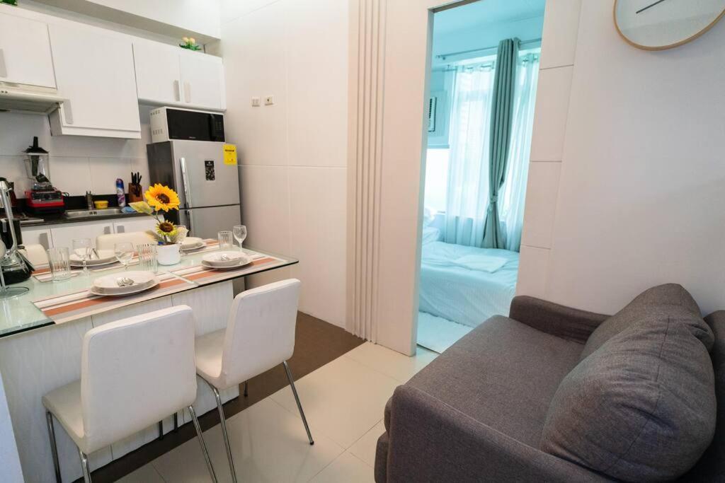 A2J Executive 1Br Suite Near Venice Mall Bgc Manila Esterno foto